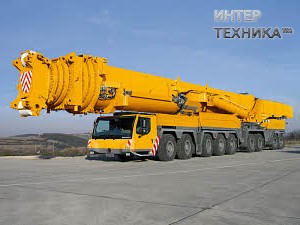 Liebherr LTM 11200