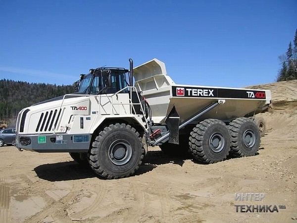 Карьерный самосвал Terex TA400